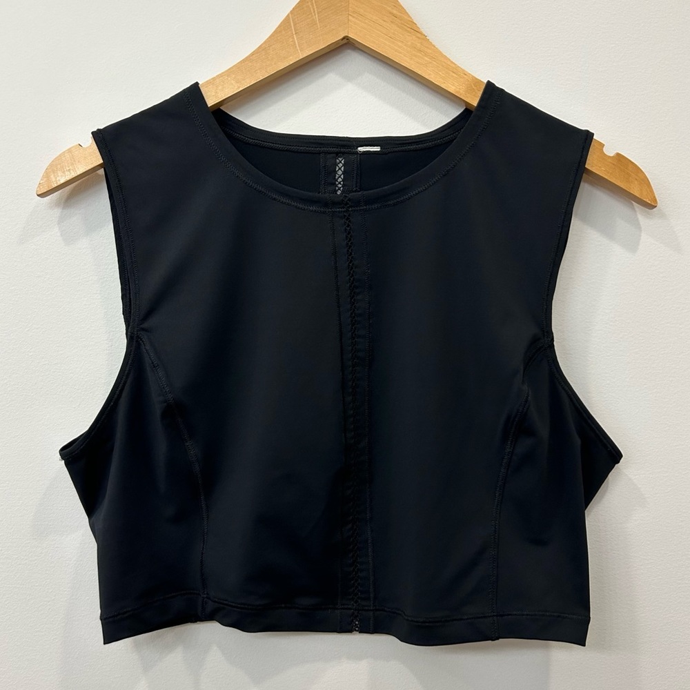 LULULEMON, "Sculpt It" Crop Tank, Luxtreme Light, Black,  No Size Tag